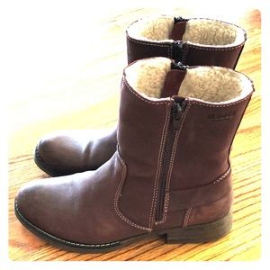 Women’s Roots Leather Boots